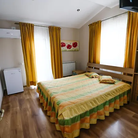 La Turcu Guest house *