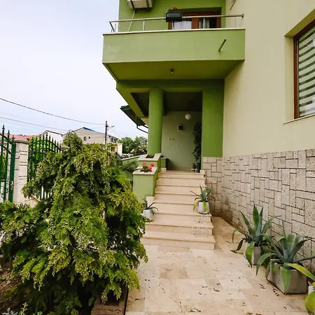 ゲストハウス La Turcu エフォリエ・ノルド